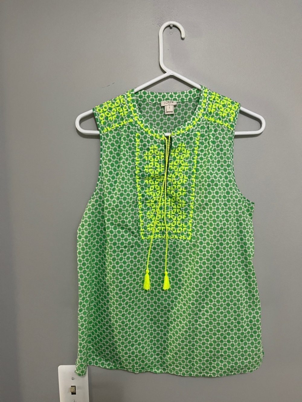 J. Crew Green Geometric Embroidered Sleeveless Tank